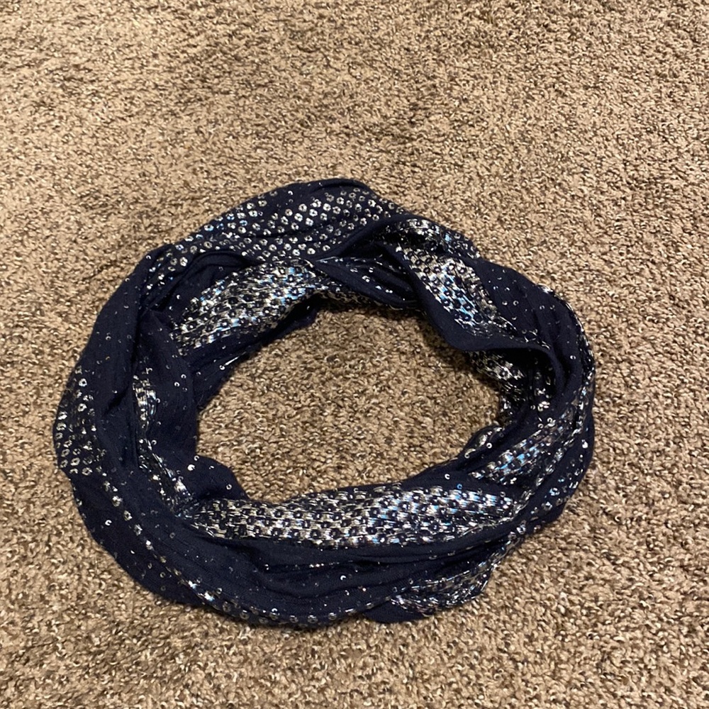 One size infinity scarf